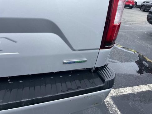 Used 2019 Ford F150 XL w/ Equipment Group 101A Mid AWD/4WD image 5