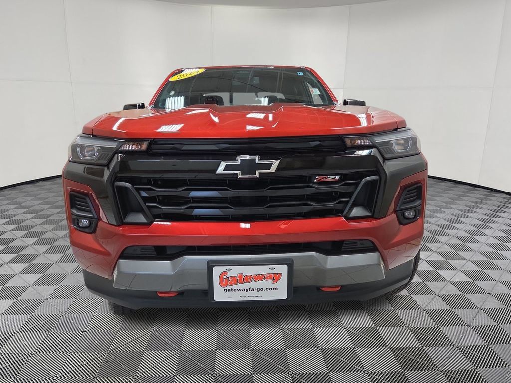Used 2023 Chevrolet Colorado Z71 w/ Z71 Convenience Package 2 AWD/4WD image 5
