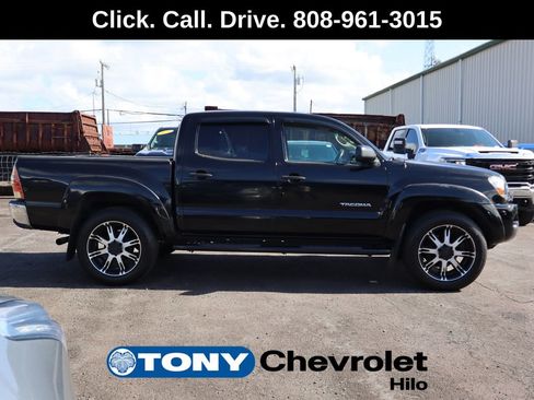 Used 2011 Toyota Tacoma PreRunner w/ SR5 Pkg #2 RWD image 5
