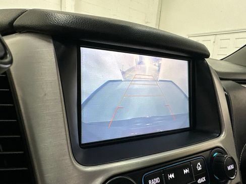 Used 2019 GMC Yukon SLT w/ Graphite Performance Edition RWD image 50