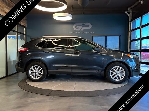 Used 2022 Ford Edge SEL w/ Convenience Package AWD/4WD image 3