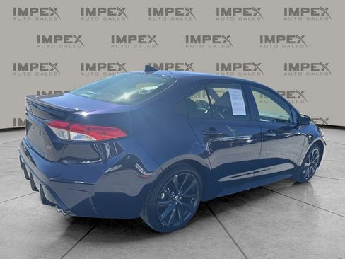 Used 2025 Toyota Corolla SE image 5