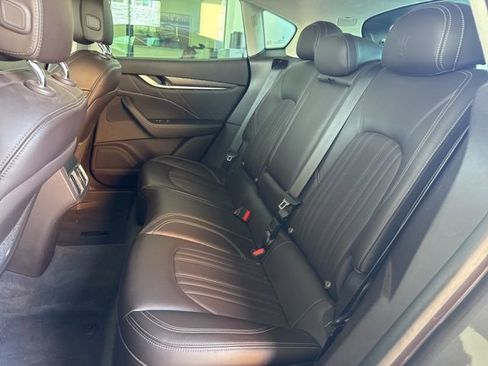 Used 2022 Maserati Levante GT image 17