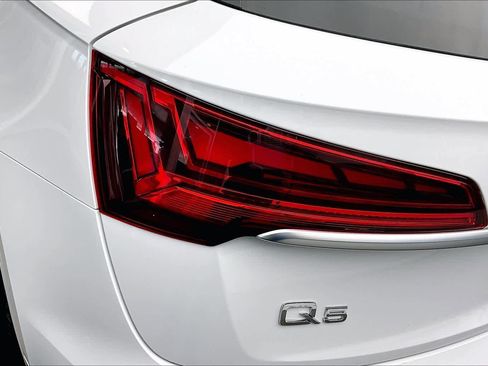 Certified 2023 Audi Q5 2.0T Premium w/ Convenience Package image 27