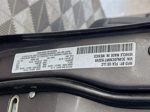 Used 2024 Jeep Compass Limited w/ Sun and Sound Group image 12