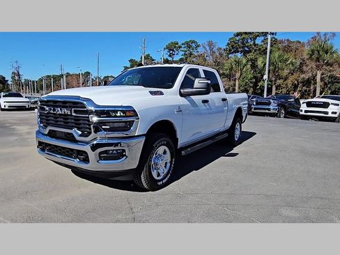 New 2026 RAM 2500 Tradesman AWD/4WD image 37