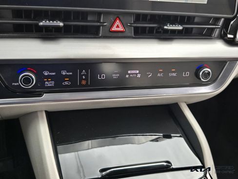 Certified 2023 Kia Sportage EX AWD/4WD image 25