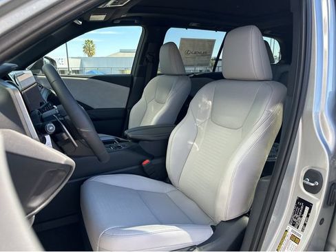 Certified 2026 Lexus TX 350 FWD w/ Technology Package image 11