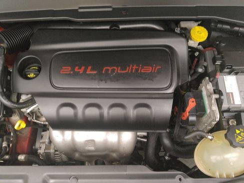 Used 2018 Jeep Compass Latitude w/ Cold Weather Group FWD image 30