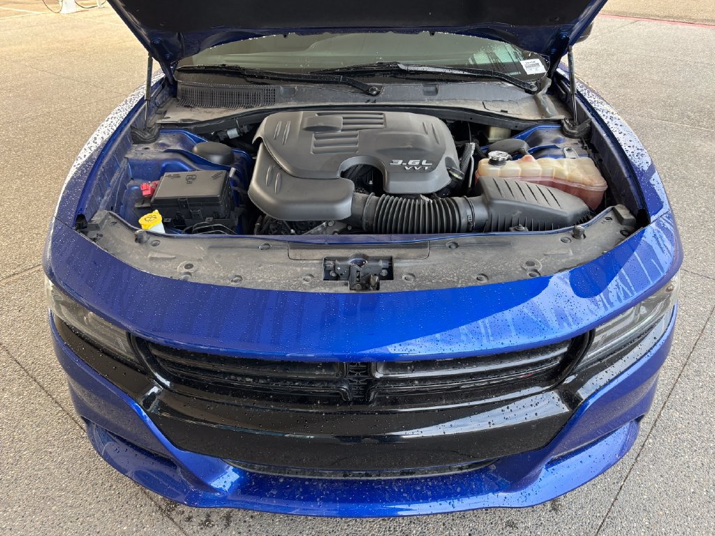 Used 2022 Dodge Charger SXT w/ Blacktop Package RWD image 29