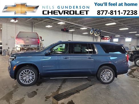 Used 2025 Chevrolet Suburban LS w/ Max Trailering Package image 4