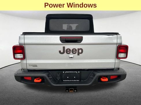 Used 2022 Jeep Gladiator Mojave w/ Cold Weather Group AWD/4WD image 11