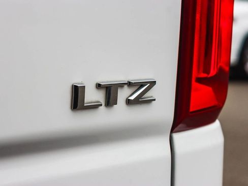 Used 2021 Chevrolet Silverado 1500 LTZ w/ Z71 Off-Road Package image 10