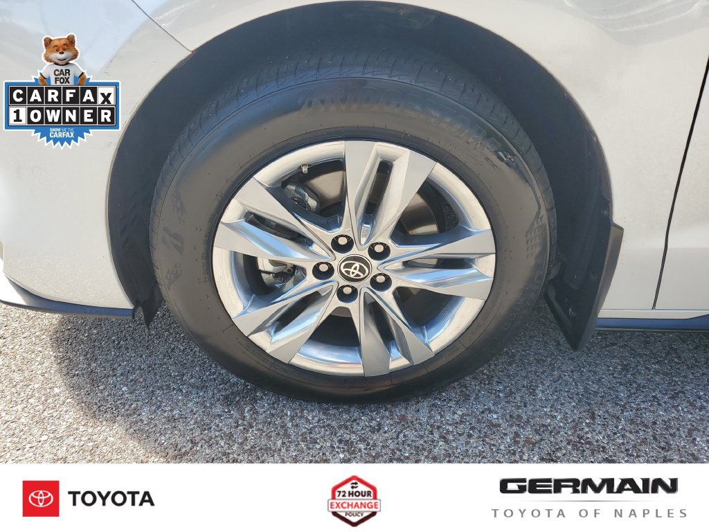 Used 2024 Toyota Sienna Limited FWD image 13