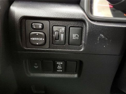 Used 2020 Toyota 4Runner SR5 Premium image 33