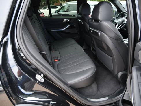 Used 2026 BMW X5 sDrive40i RWD image 33