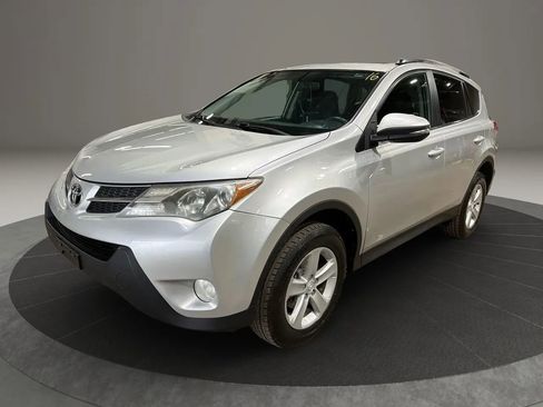 Used 2014 Toyota RAV4 XLE AWD/4WD image 1
