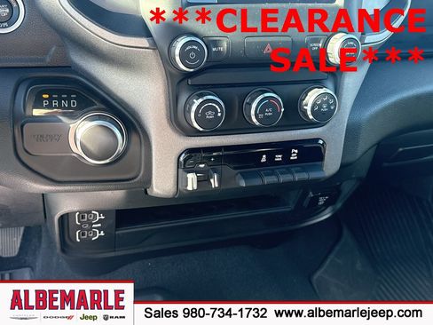 Used 2024 RAM 2500 Tradesman w/ Chrome Appearance Group image 26