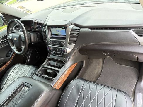 Used 2017 Chevrolet Tahoe Premier RWD image 13