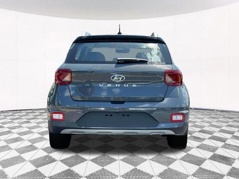New 2025 Hyundai Venue Limited image 10