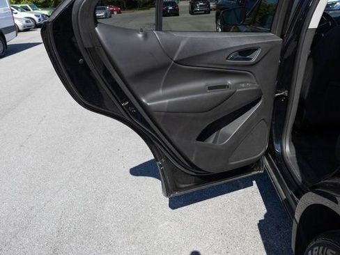 Used 2021 Chevrolet Equinox LT image 14