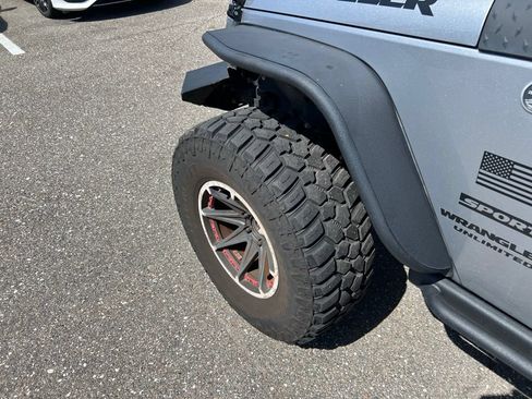 Used 2015 Jeep Wrangler Unlimited Sport w/ Quick Order Package 24S AWD/4WD image 15