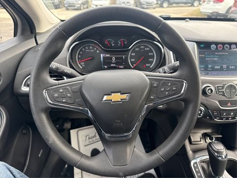 Used 2016 Chevrolet Cruze LT w/ Sun And Sound Package FWD image 24