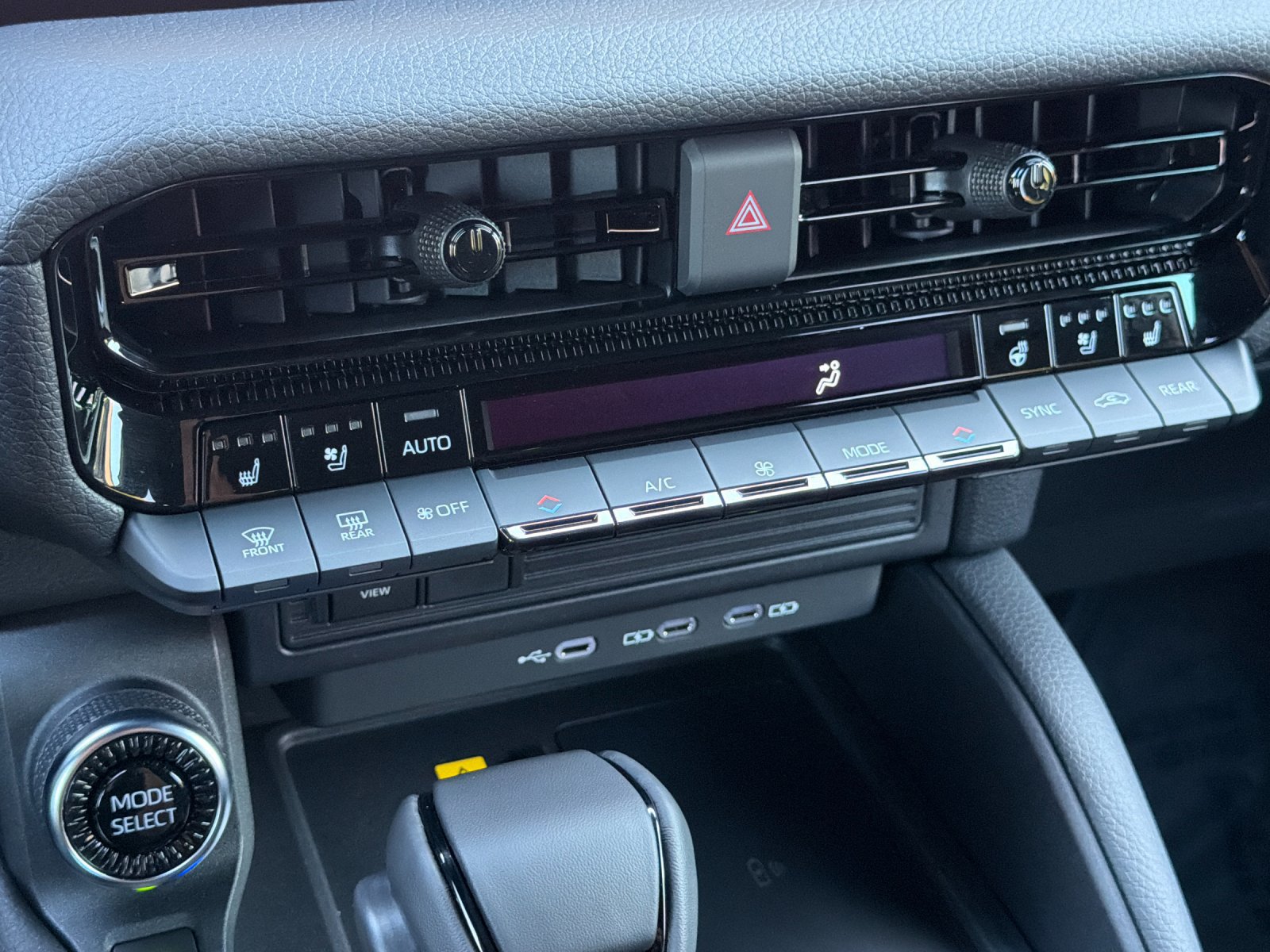 Used 2027 Toyota Land Cruiser AWD/4WD image 20
