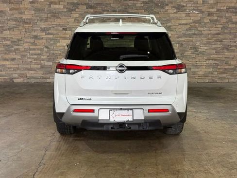 Certified 2025 Nissan Pathfinder Platinum w/ Cargo Package FWD image 6