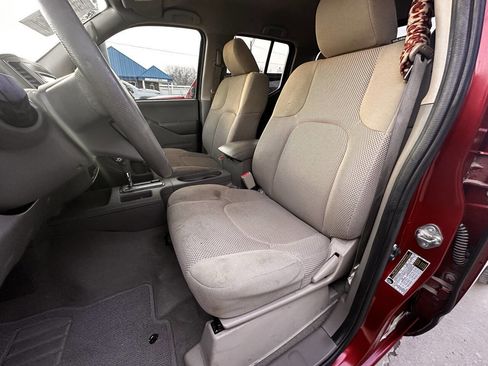 Used 2019 Nissan Frontier SV w/ Value Truck Package image 10