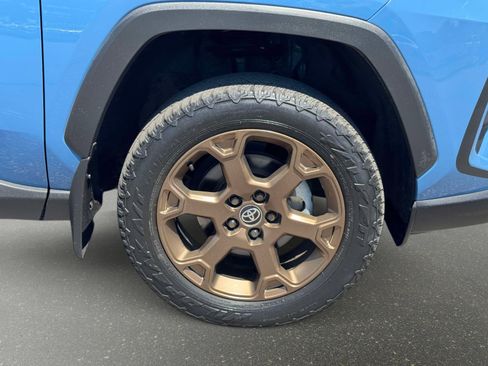 Used 2023 Toyota RAV4 AWD Hybrid image 7