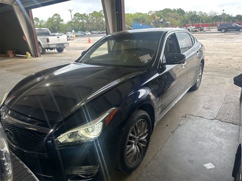 Used 2015 INFINITI Q70 L 3.7 image 1