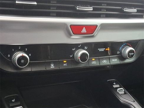 Used 2021 Kia Telluride S image 17