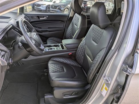 Used 2024 Ford Edge Titanium image 7