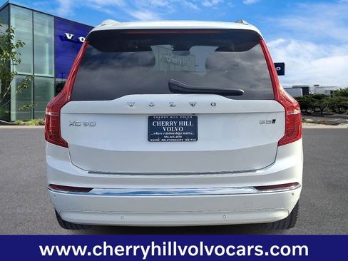 Certified 2024 Volvo XC90 B5 Plus w/ Protection Package Premier image 6