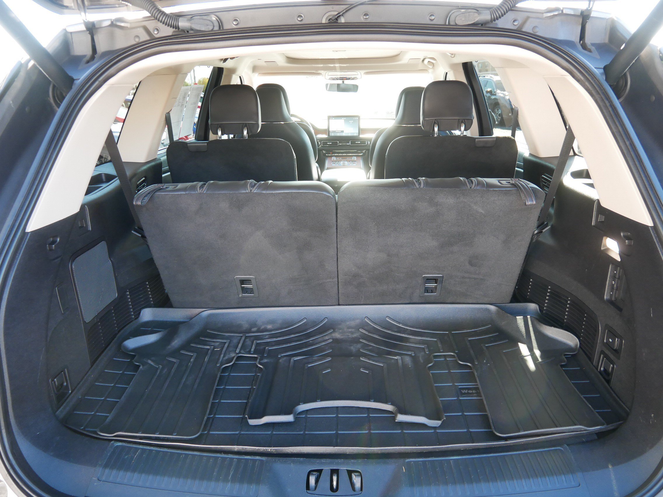 Used 2020 Lincoln Aviator Reserve w/ Equipment Group 202A AWD/4WD image 18