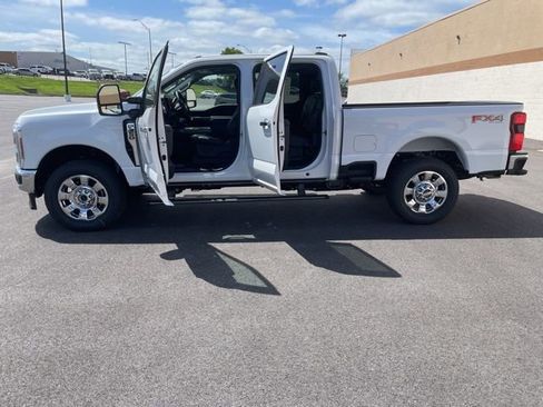 New 2026 Ford F350 Lariat AWD/4WD image 12