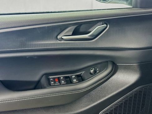 New 2025 Jeep Grand Cherokee L Laredo image 17