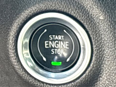 Used 2019 Chevrolet Silverado 1500 LT w/ All-Star Edition image 4