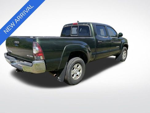 Used 2012 Toyota Tacoma 4x4 Double Cab w/ SR5 Pkg image 3