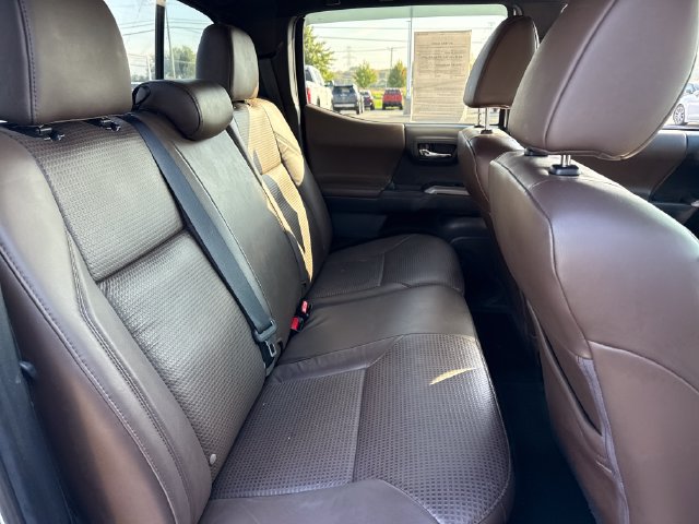 Certified 2023 Toyota Tacoma Limited AWD/4WD image 16
