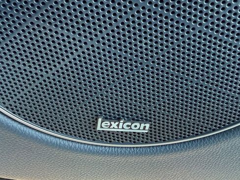 Used 2022 Genesis GV70 3.5T Sport w/ Sport Advanced Package image 35