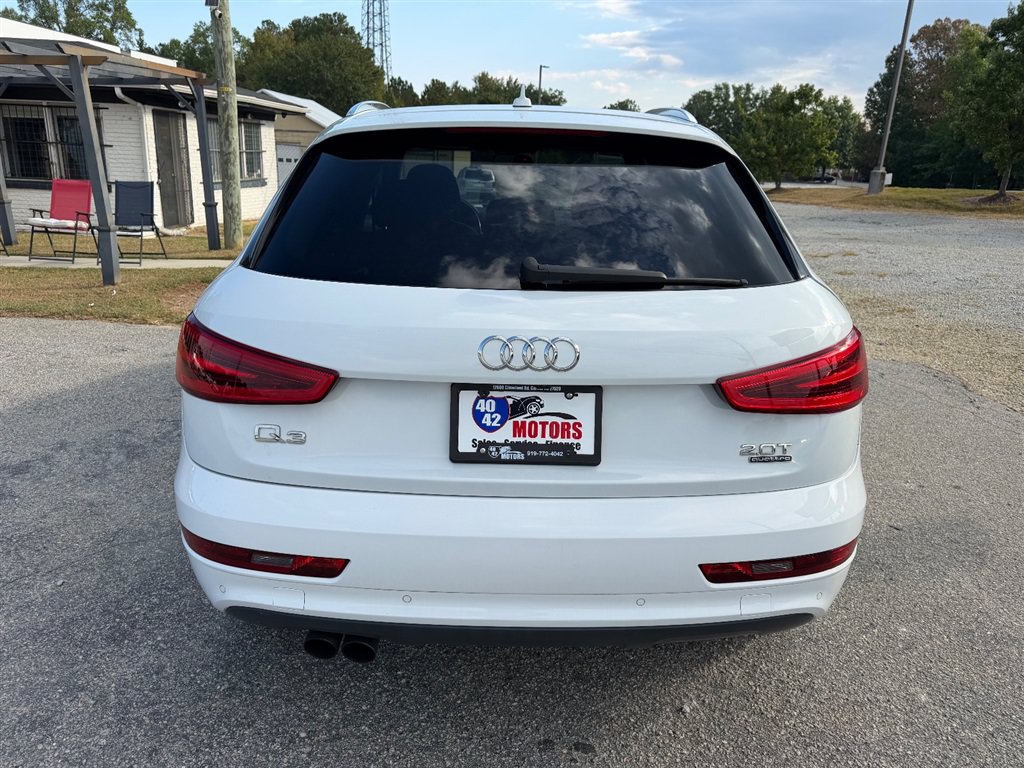Used 2015 Audi Q3 2.0T Prestige w/ Prestige Package AWD/4WD image 4