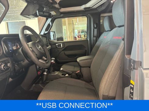 Used 2025 Jeep Wrangler Rubicon w/ Safety Group AWD/4WD image 10