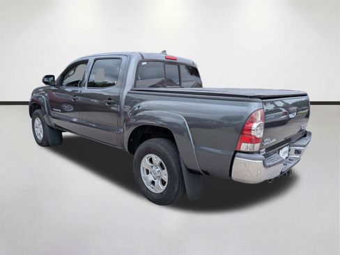 Used 2015 Toyota Tacoma PreRunner w/ SR5 Package RWD image 6