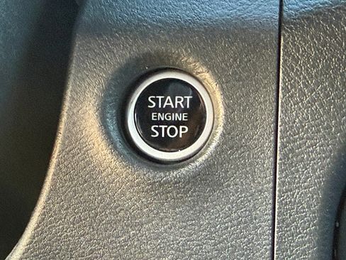 Used 2022 Nissan Frontier S RWD image 25