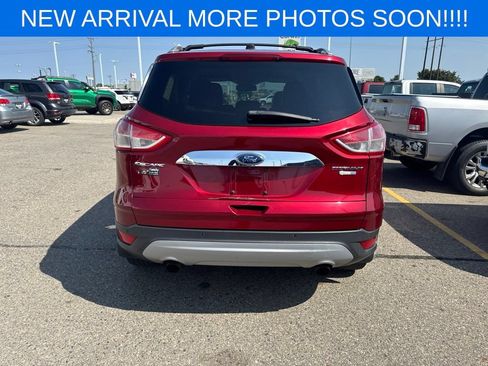 Used 2015 Ford Escape Titanium AWD/4WD image 7
