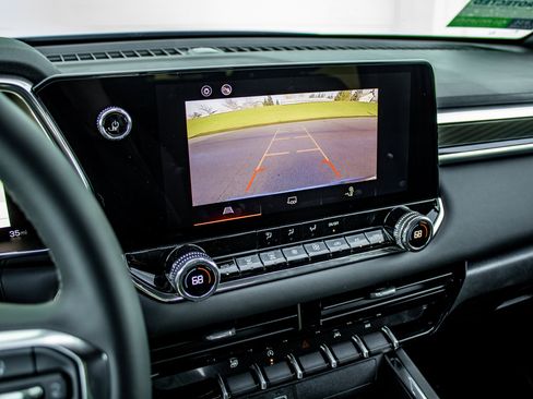 New 2025 GMC Canyon Elevation w/ Convenience Package image 33