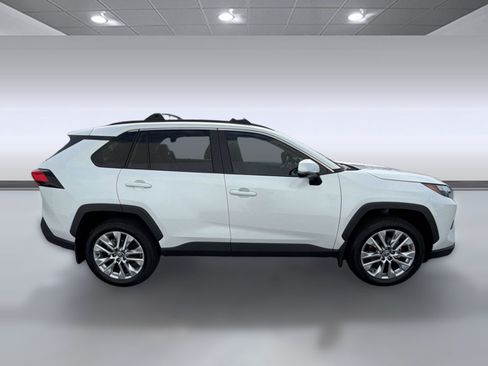 Used 2025 Toyota RAV4 XLE Premium FWD image 8
