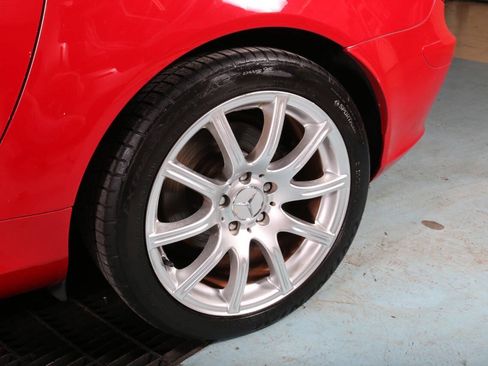 Used 2005 Mercedes-Benz SLK 350 w/ Entertainment Pkg image 35